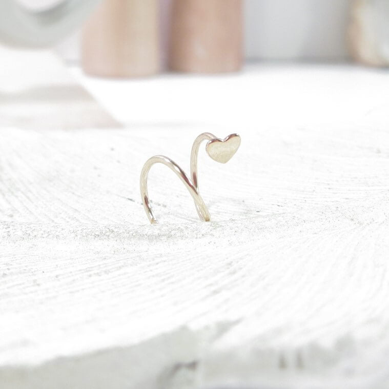 gold tragus twist heart