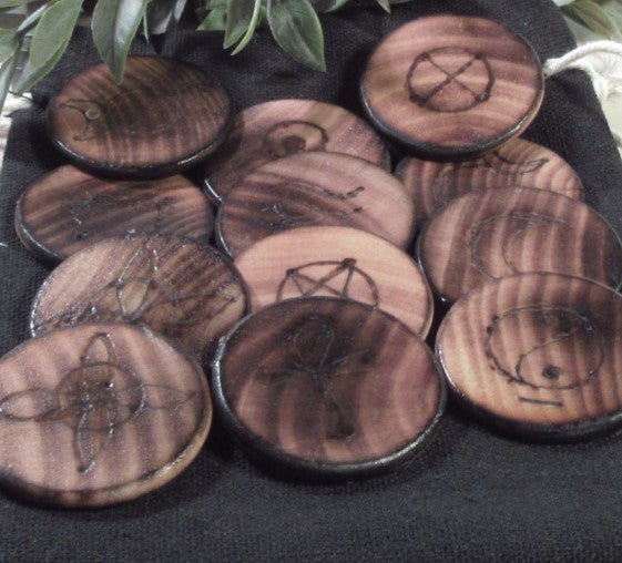 Witches Rune Too Set - Choose Rounds or Dice